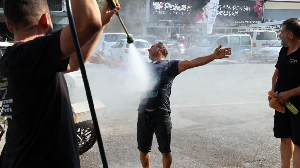 Denizli Haber Sıcak Oto Yıkama
