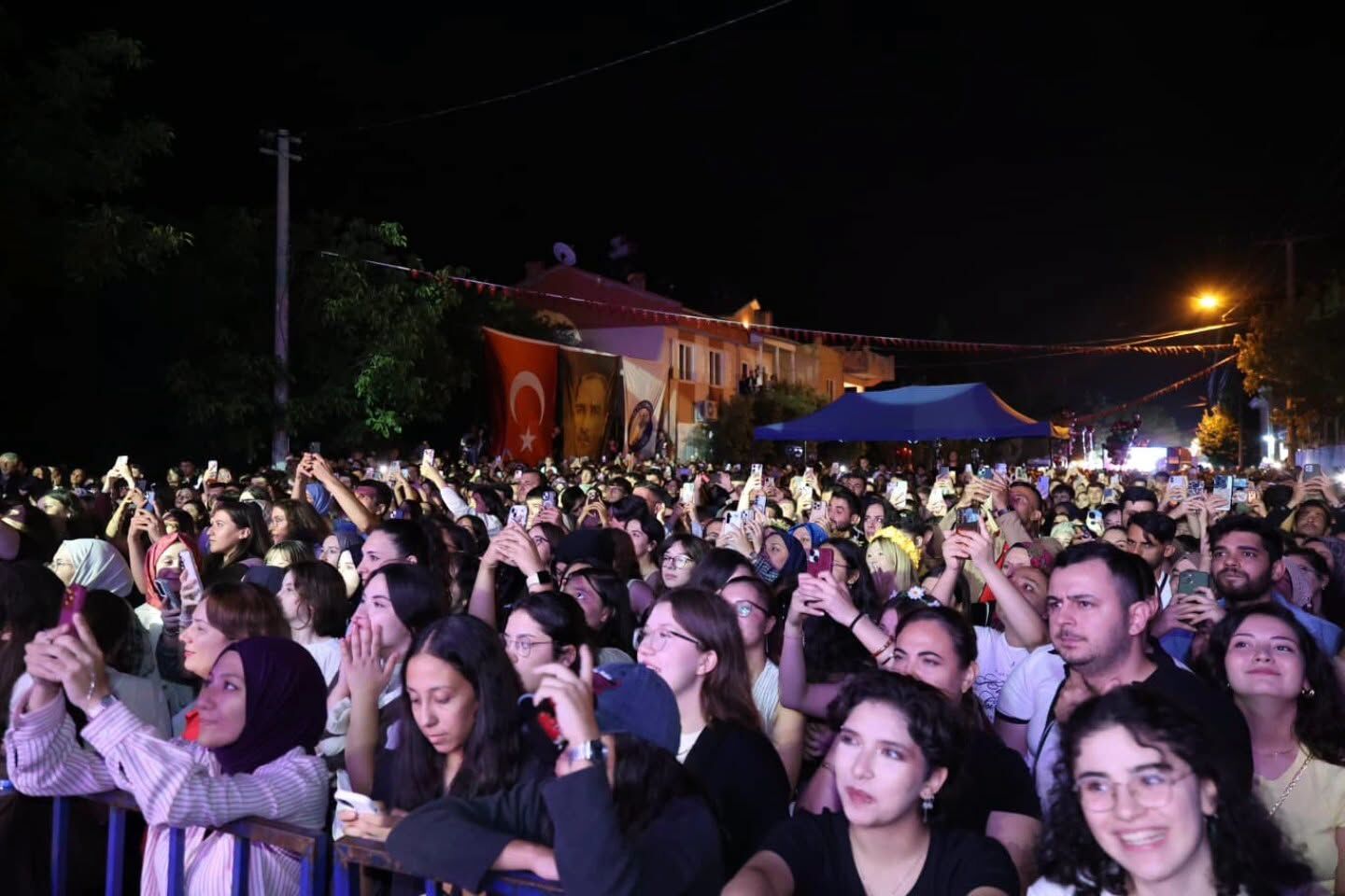 Denizli Haber Konser Emir Can