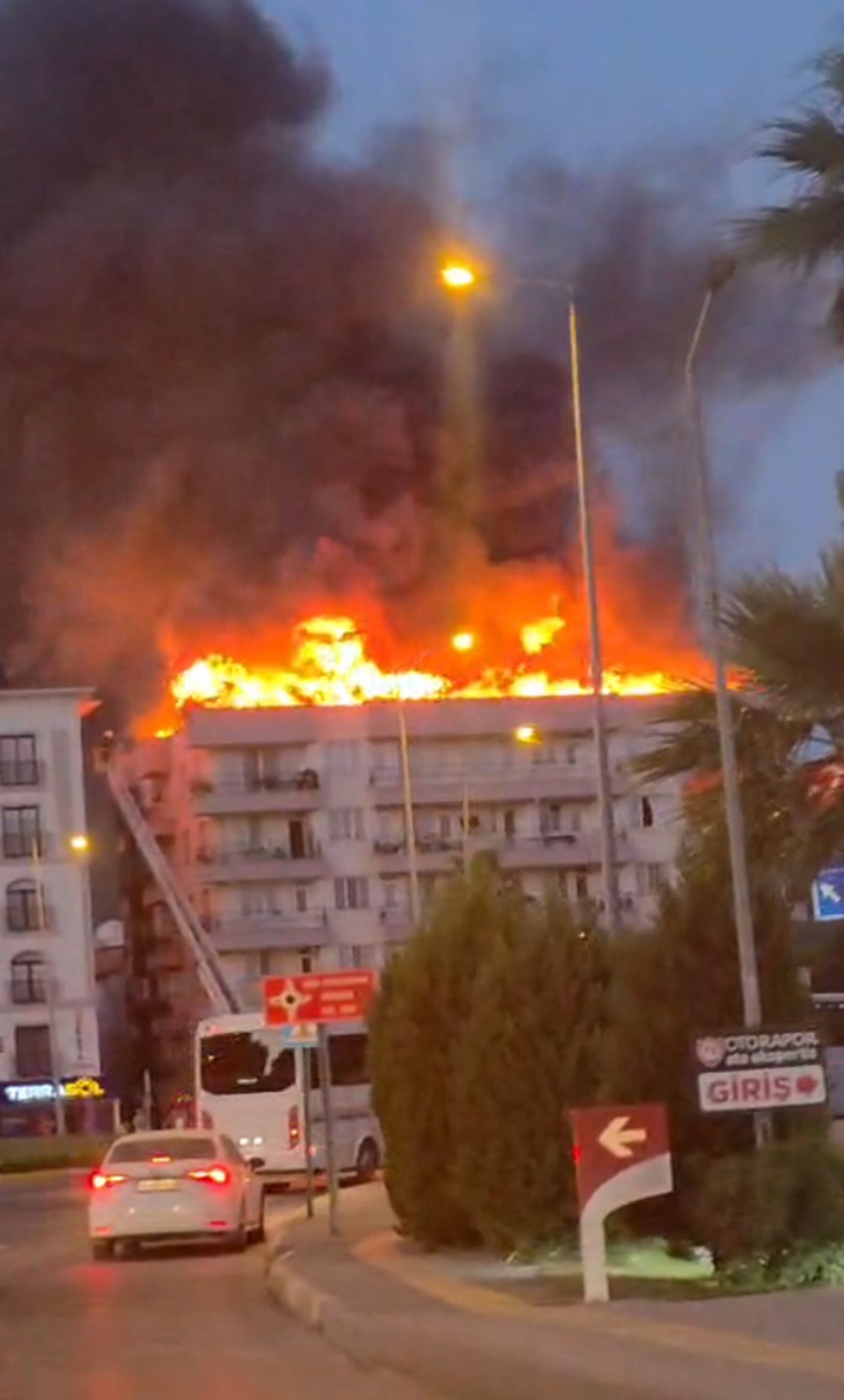 Denizli Haber Marmarıs Yangın (1)