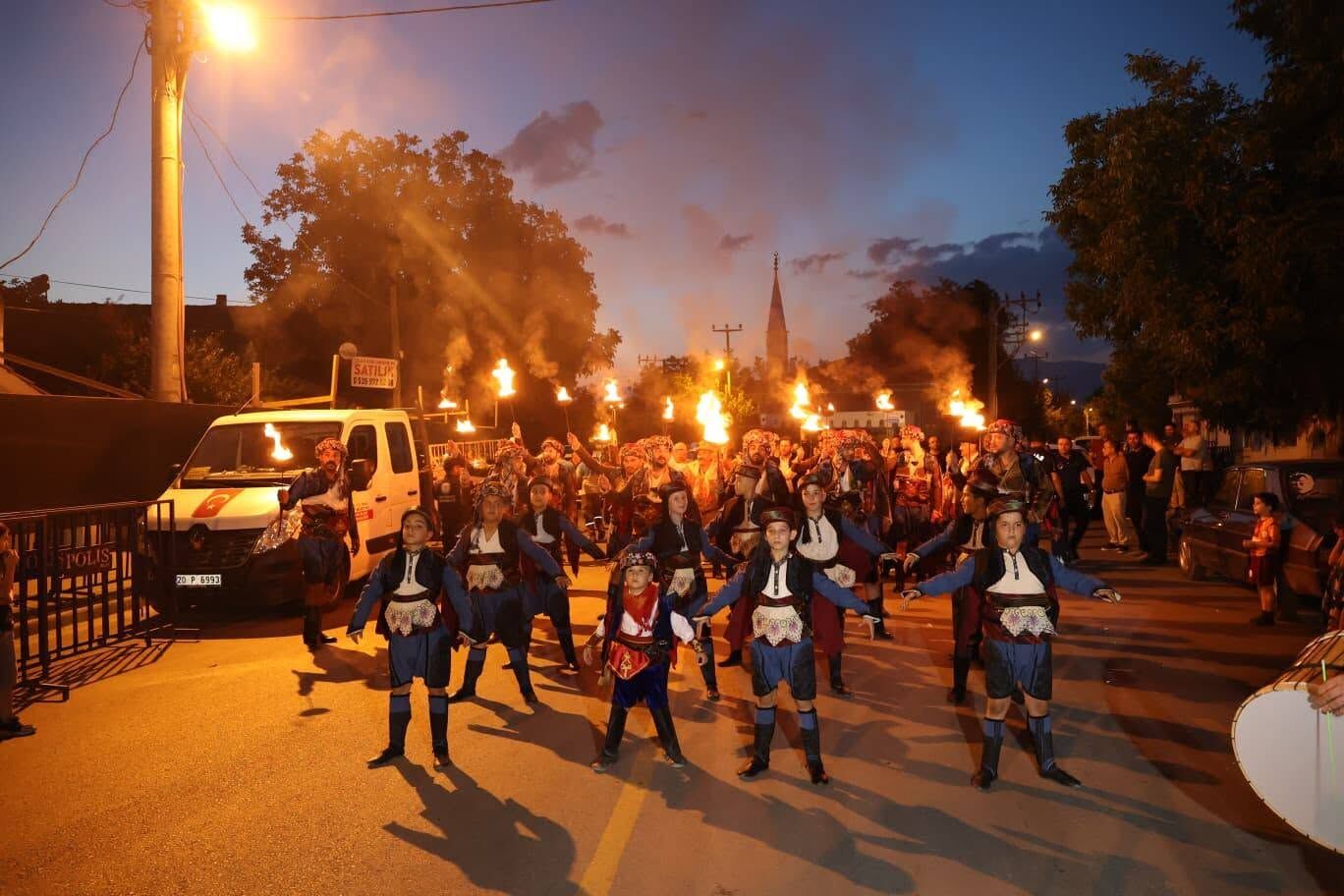 Denizli Haber Zaeybek Ateşi (2)