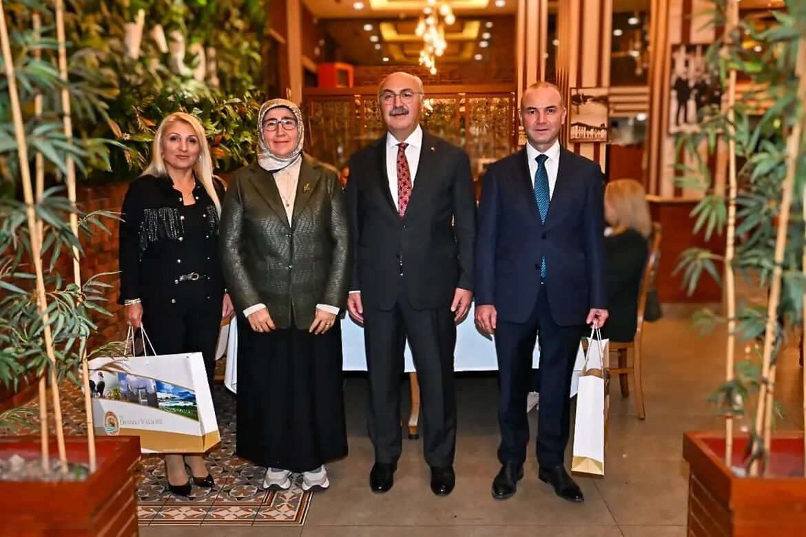 Denizli Haber Emniyet Müdürü Veda Yemegi300920262