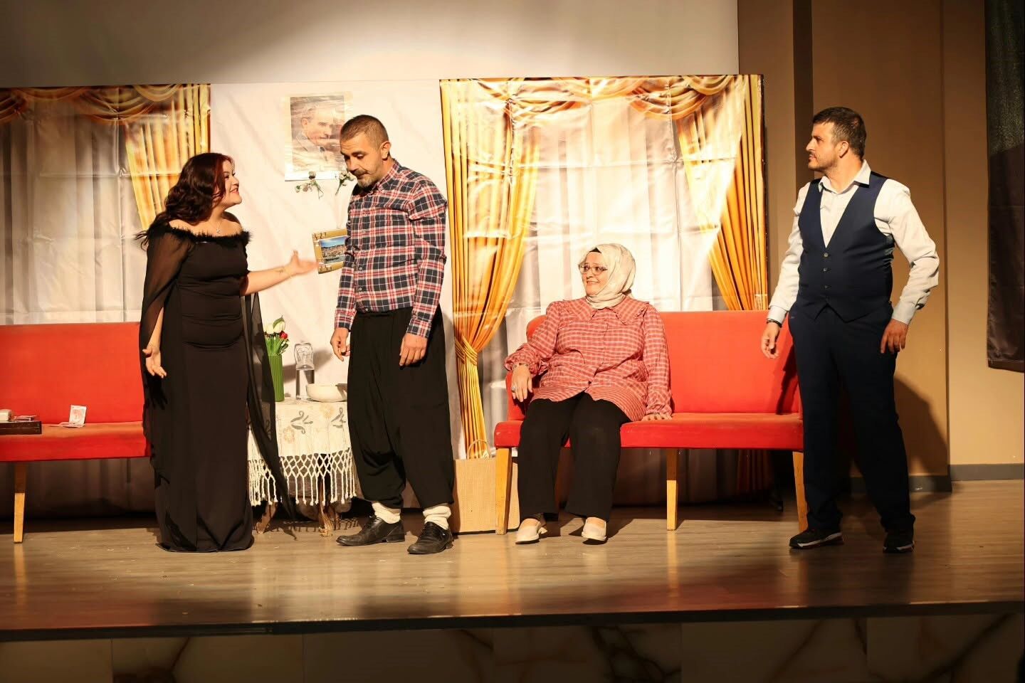 Denizli Haber Tavastiyatro (2)