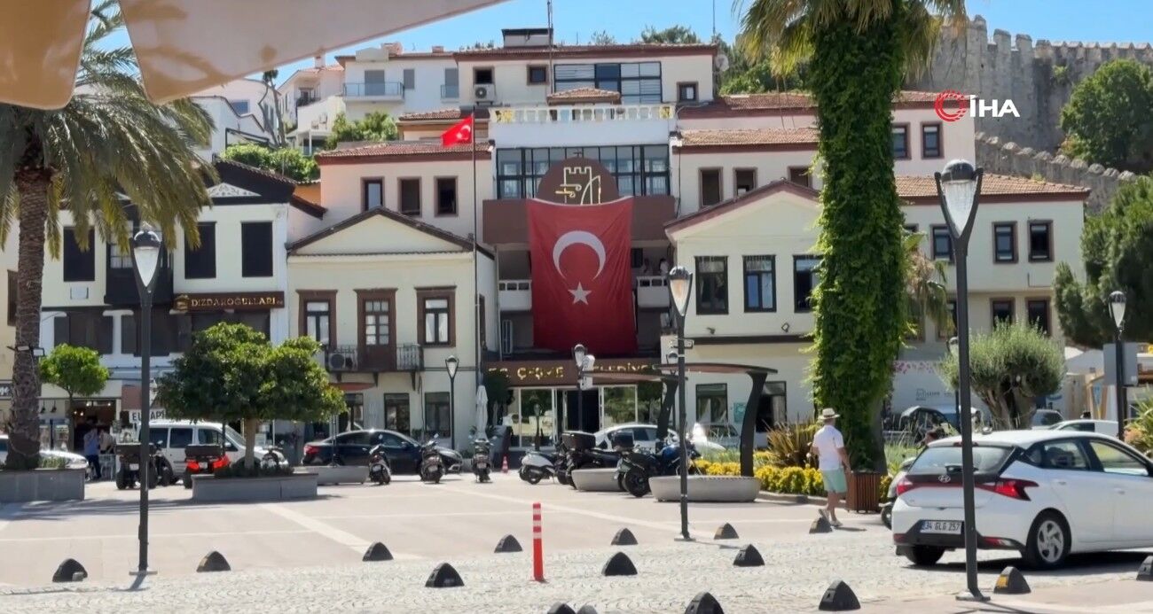 Çeşme Belediyesi’ne operasyon