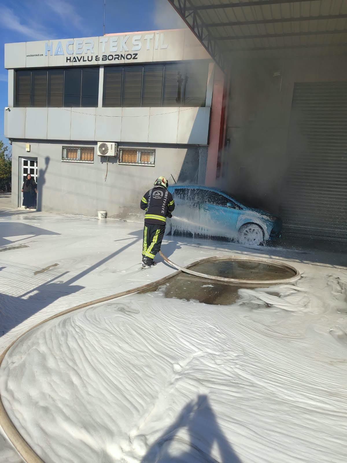 Denizli Haber Elektrikli Otomobil Yandı211020261