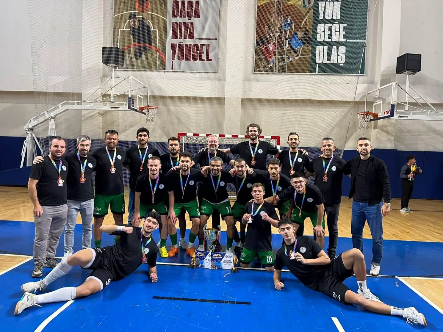 Denizli İşitme Engelliler Spor Kulübü Türkiye İkincisi