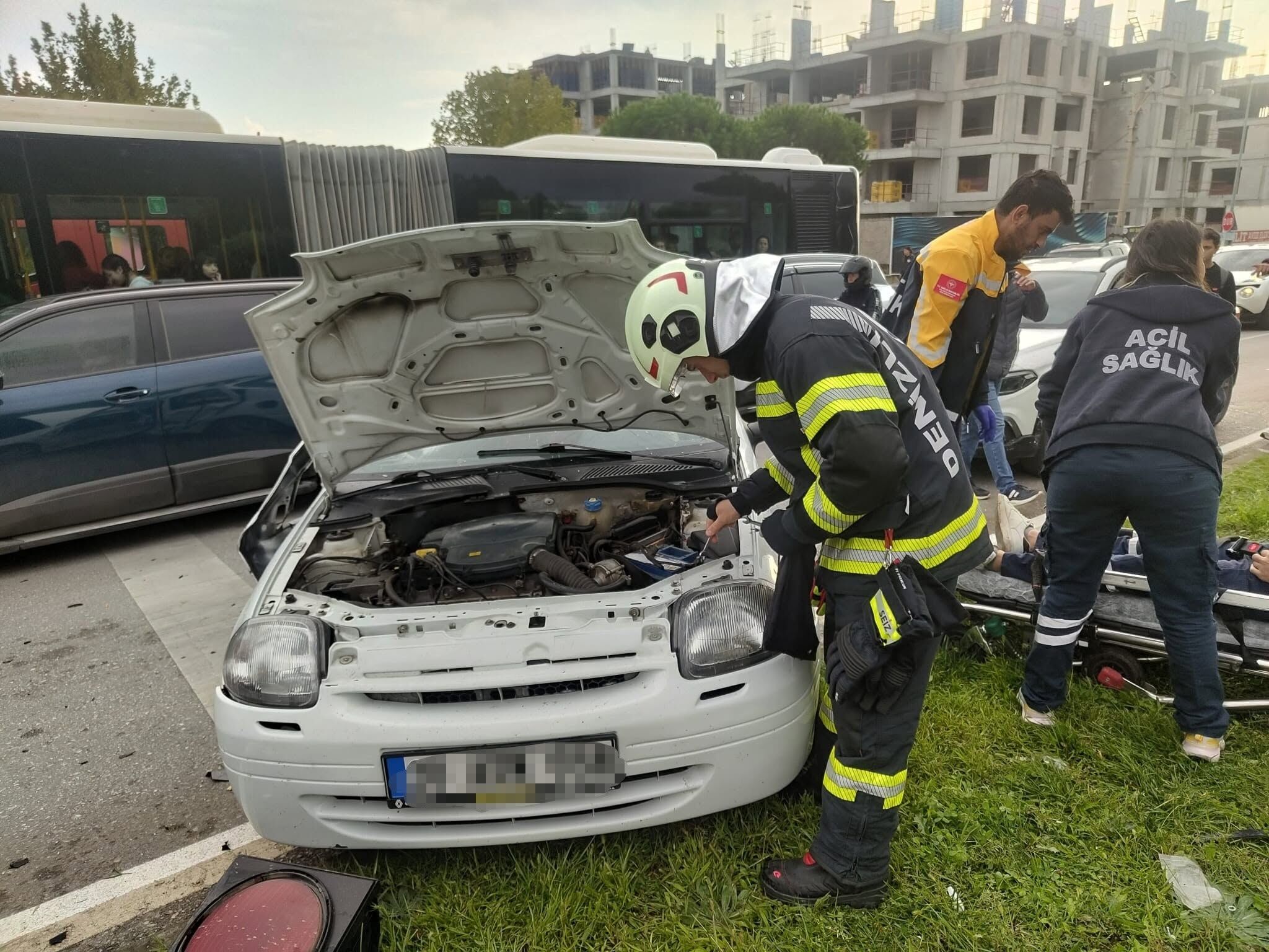 Denizli Haber Kaza Dikkatsizlik 021020261