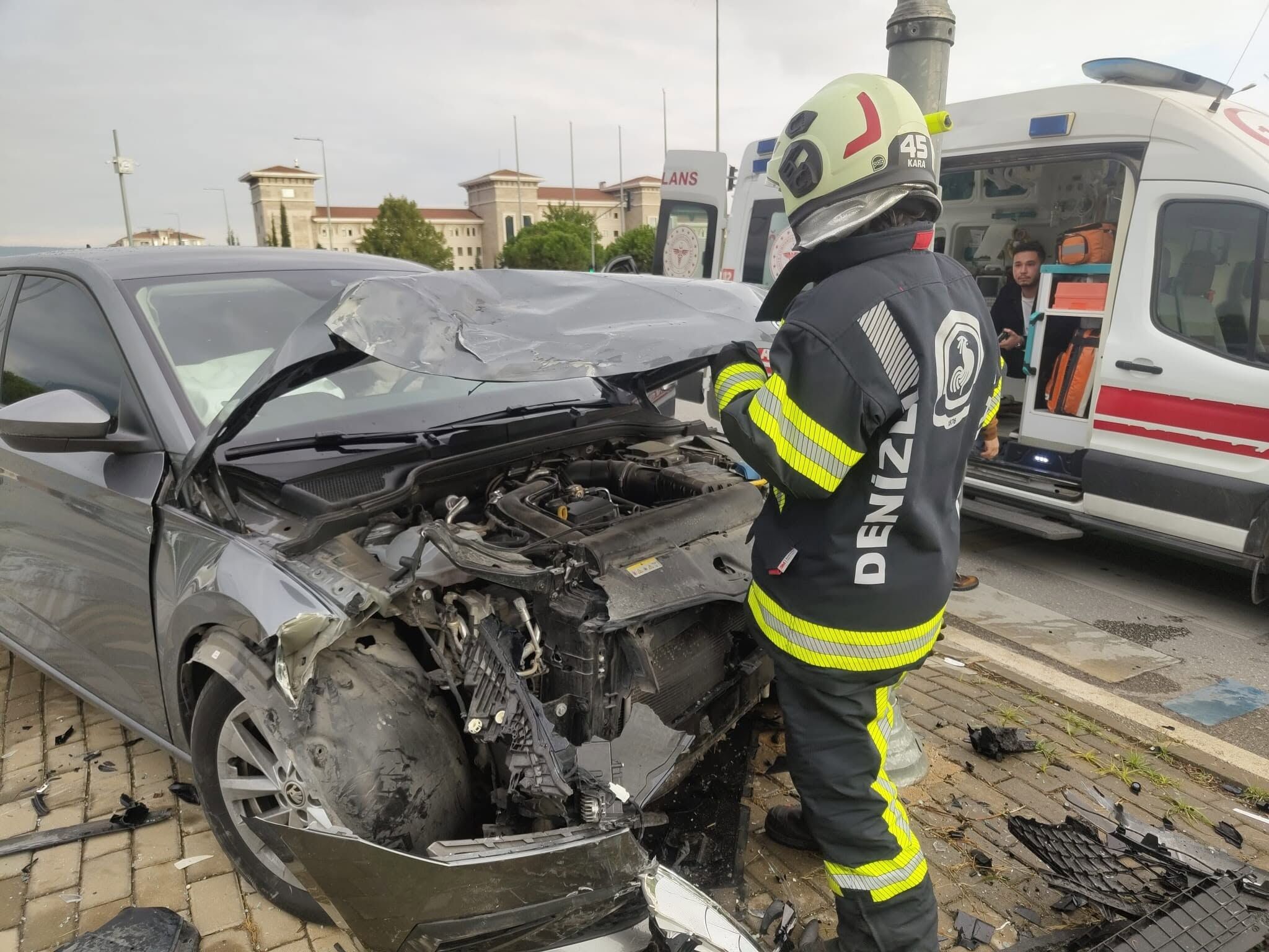 Denizli Haber Kaza Dikkatsizlik 021020262