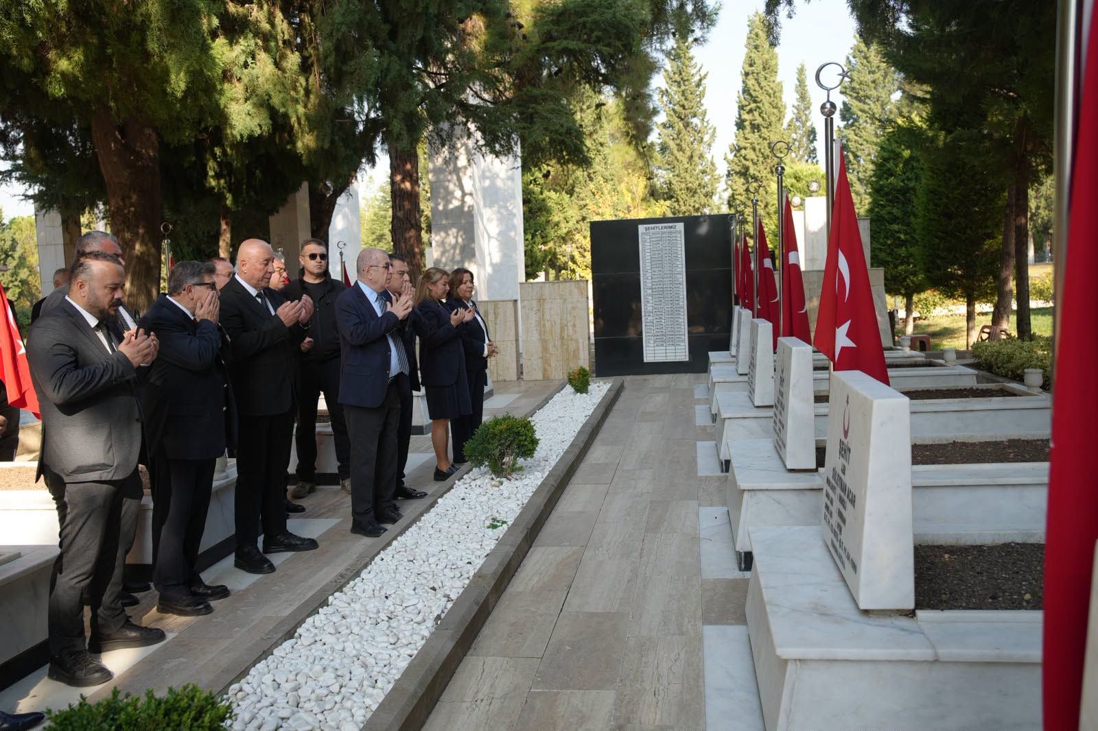 Denizli Haber Ümit Özdağ Şehitlik Ziayreti (3)
