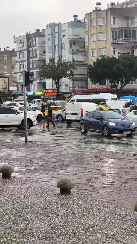 Denizli Haber Vatandaş Antalya Trafik (2)